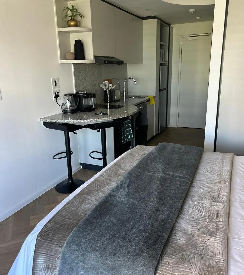 Apartamento Stylish Studio With City Views & Pool At Zeeland Pier Ciudad del Cabo Sudáfrica