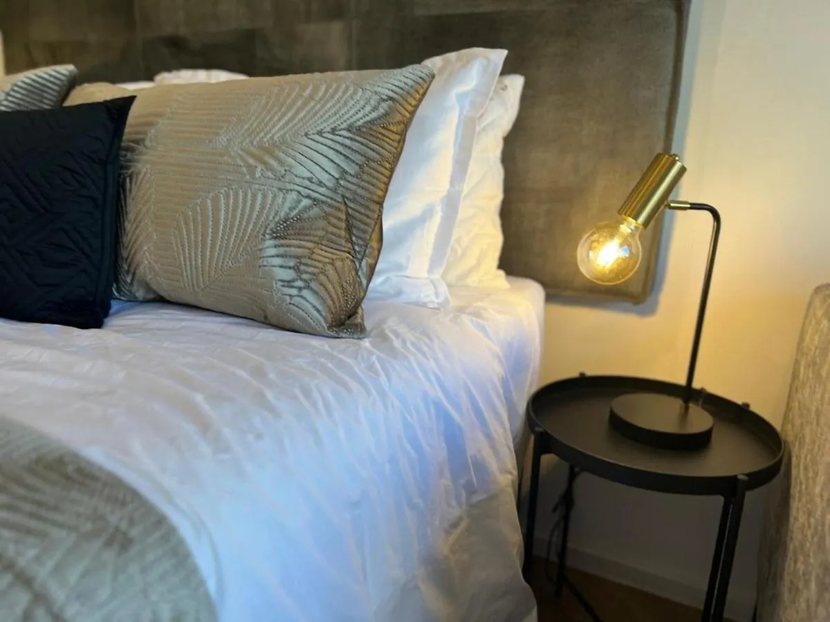 Stylish Studio With City Views & Pool At Zeeland Pier Cape Town 0*,  Güney Afrika
